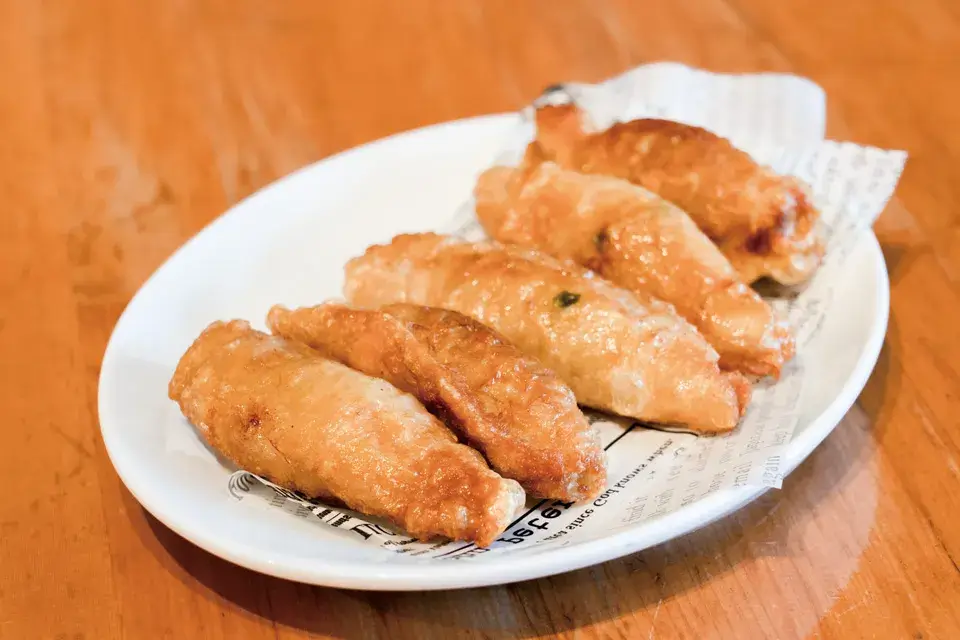 鶏皮餃子